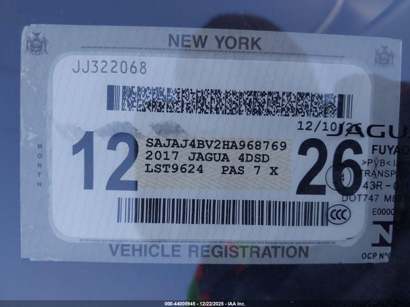 2017 Jaguar Xe 35T Premium VIN: SAJAJ4BV2HA968769 Lot: 44005945