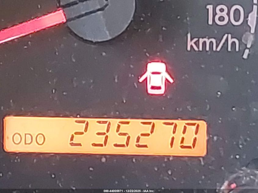 2010 Toyota Sequoia Sr5 5.7L V8 VIN: 5TDBY5G13AS025700 Lot: 44005971