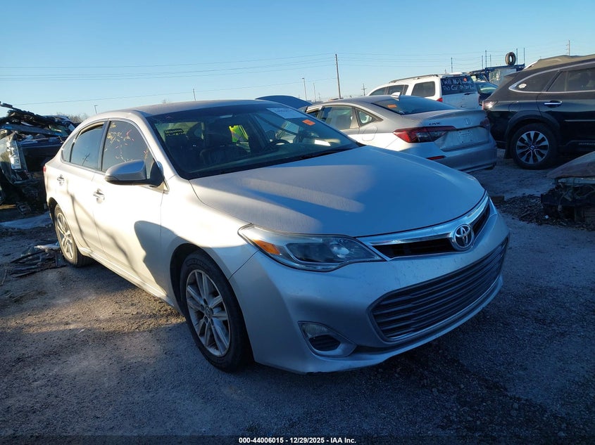 2013 TOYOTA AVALON XLE