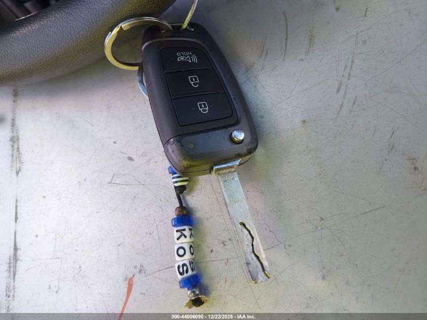 2022 Hyundai Kona Se VIN: KM8K22AB8NU767413 Lot: 44006090