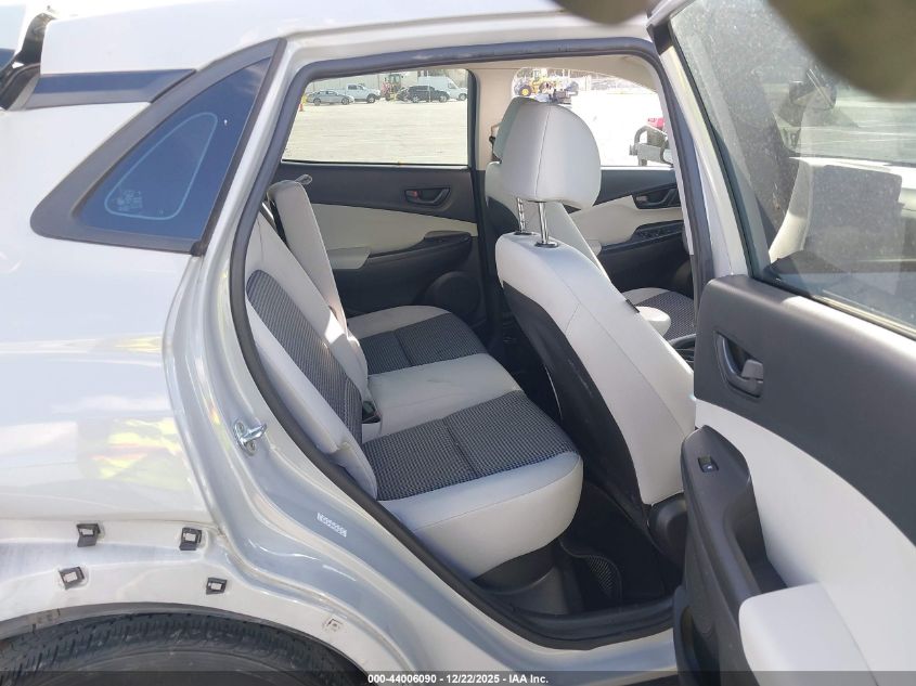 2022 Hyundai Kona Se VIN: KM8K22AB8NU767413 Lot: 44006090