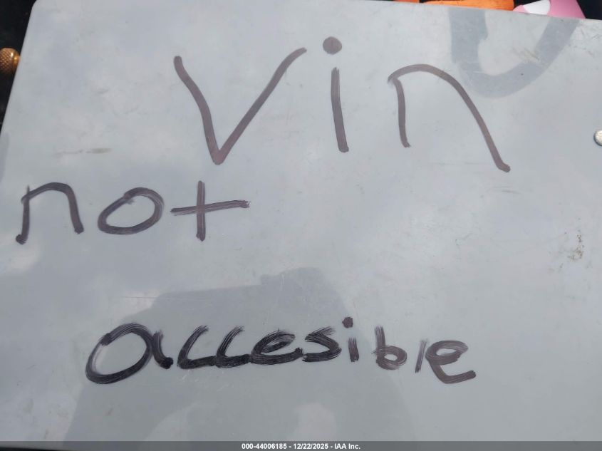 1990 Chevrolet Gmt-400 K1500 VIN: 1GCDK14K8LZ136373 Lot: 44006185