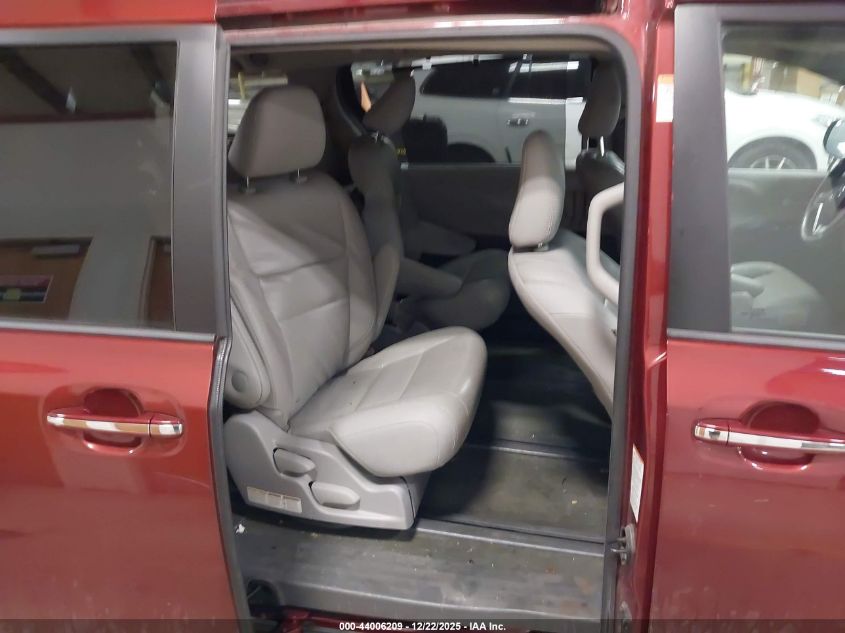 2017 Toyota Sienna Xle 7 Passenger VIN: 5TDDZ3DC4HS161280 Lot: 44006209