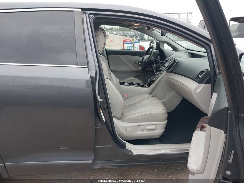 2010 Toyota Venza Base V6