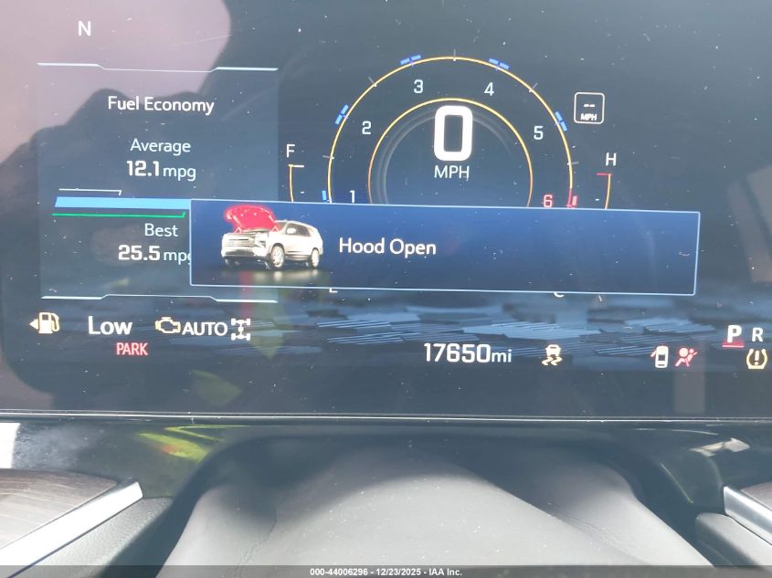 2025 Chevrolet Suburban - 1GNS6DRD7SR272135