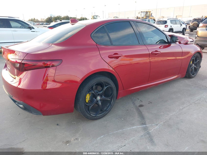 2017 Alfa Romeo Giulia Ti Rwd