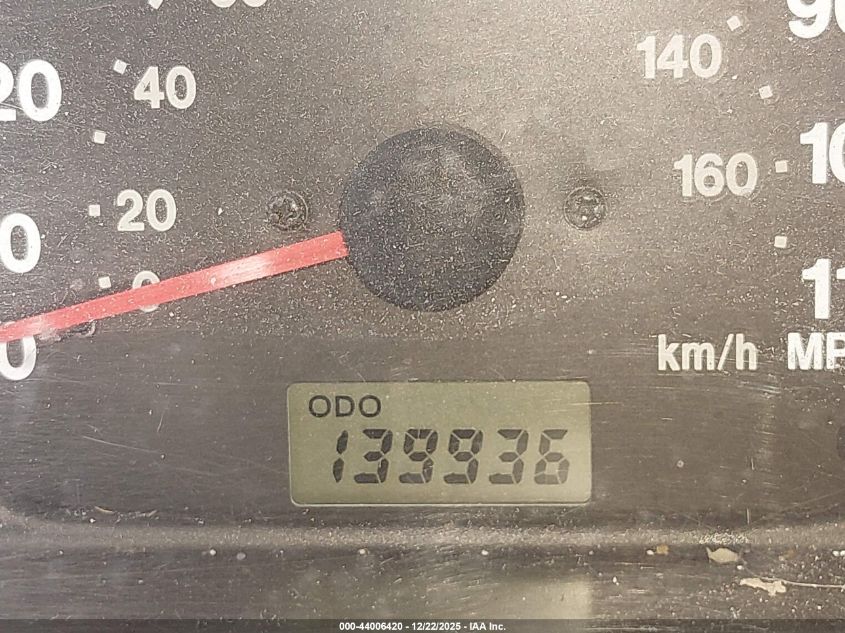 2002 Chevrolet Tracker Hard Top Base VIN: 2CNBJ13C526903624 Lot: 44006420