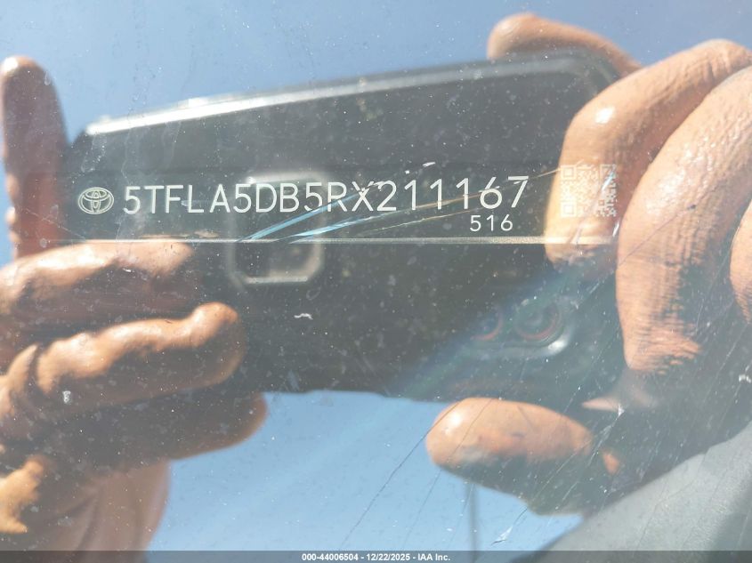 2024 Toyota Tundra Sr5 VIN: 5TFLA5DB5RX211167 Lot: 44006504