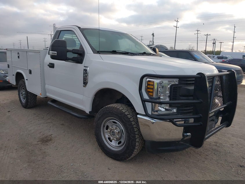 1FTBF2B62KEG21430 2019 Ford F-250 Xl auction photo 1