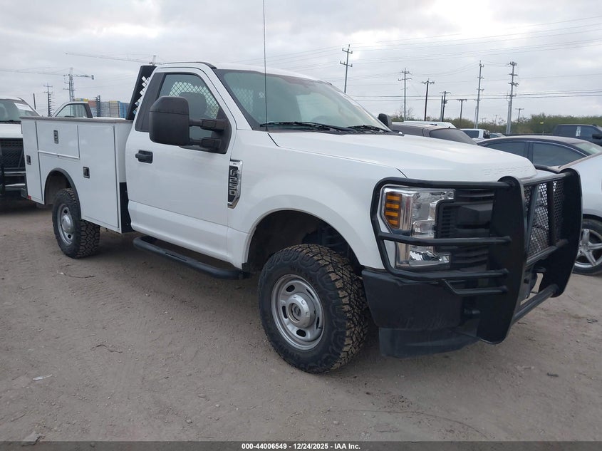 1FDBF2B69KED68618 2019 Ford F-250 Xl auction photo 1