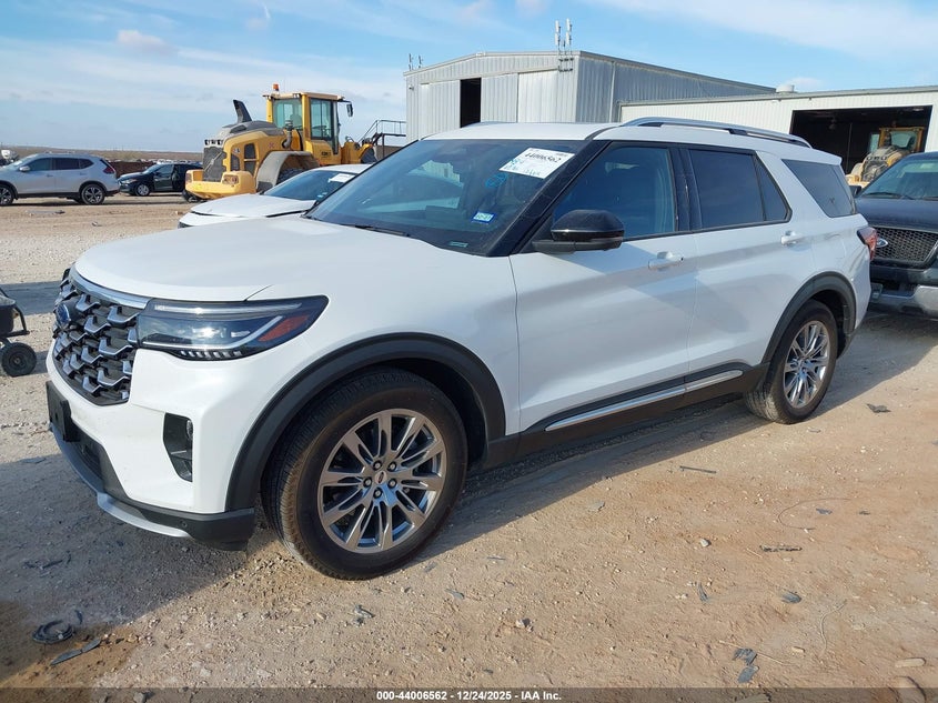 2025 Ford Explorer Platinum
