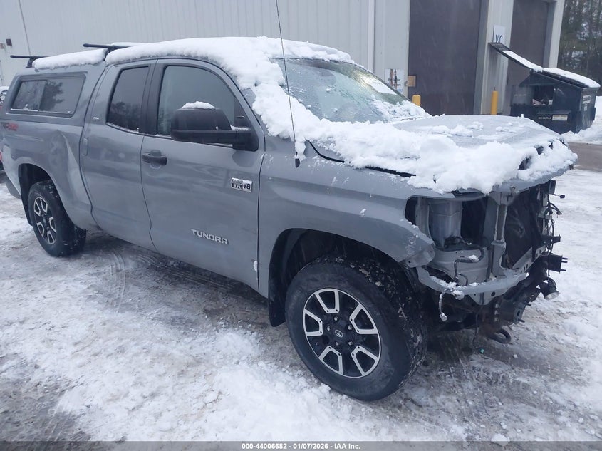 2018 Toyota Tundra Sr5 5.7L V8