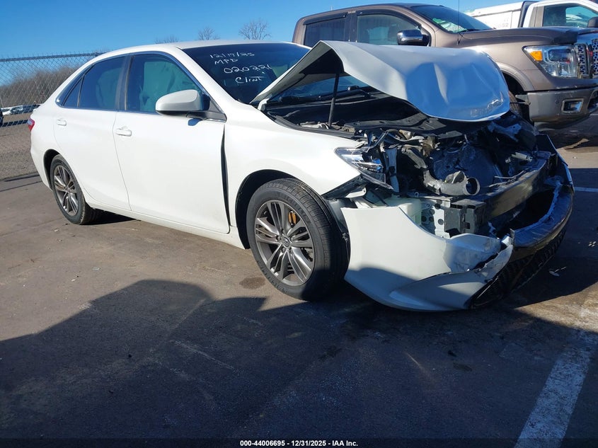 2015 TOYOTA CAMRY  VIN: 4T1BF1FK0FU020221