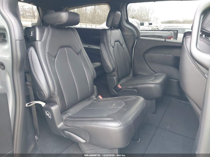 2026 Chrysler Pacifica - 2C4RC1BG1TR168416