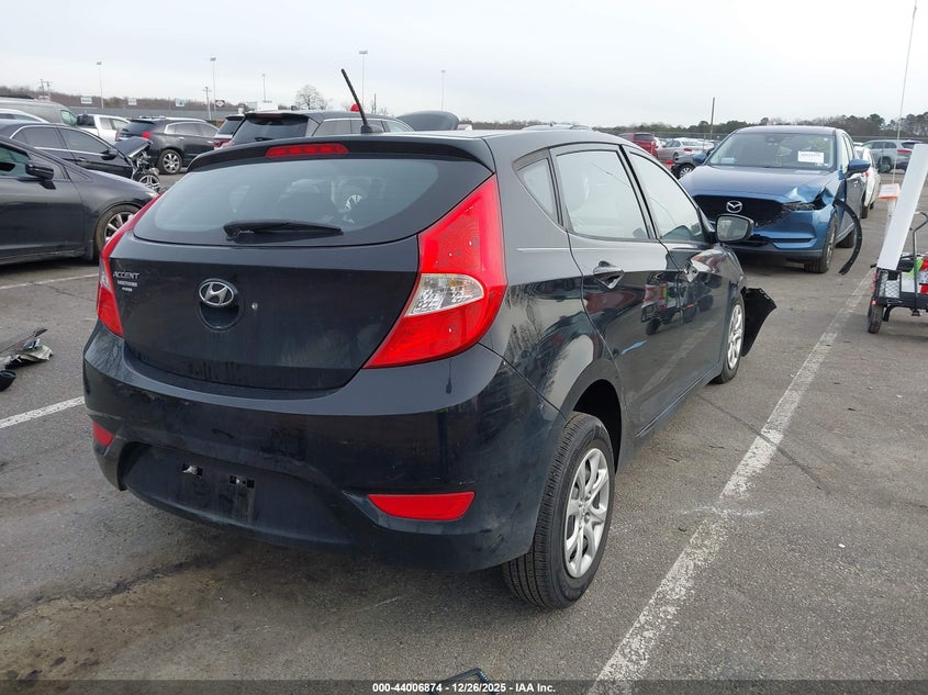 2014 Hyundai Accent Gs