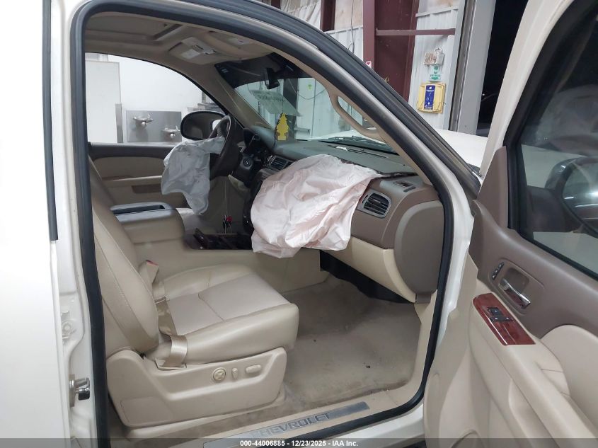 2013 Chevrolet Tahoe Ltz VIN: 1GNSKCE09DR332881 Lot: 44006885