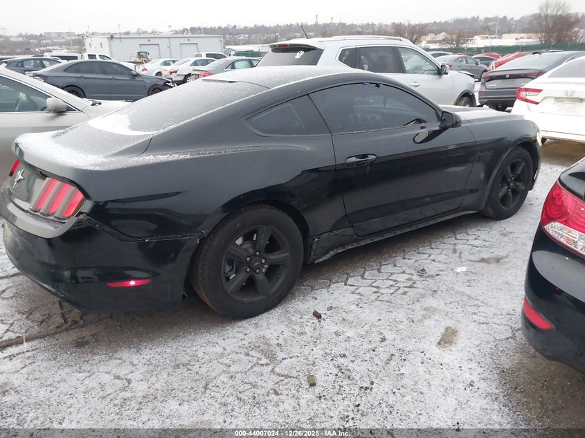 VIN 1FA6P8AM4H5300781 2017 FORD MUSTANG V6