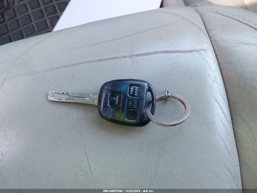 2005 Lexus Rx 330 VIN: 2T2HA31U35C068806 Lot: 44007046