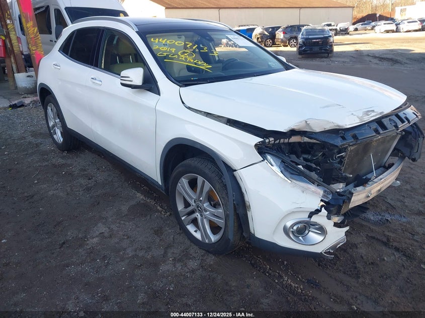 2019 MERCEDES-BENZ GLA 250 4MATIC