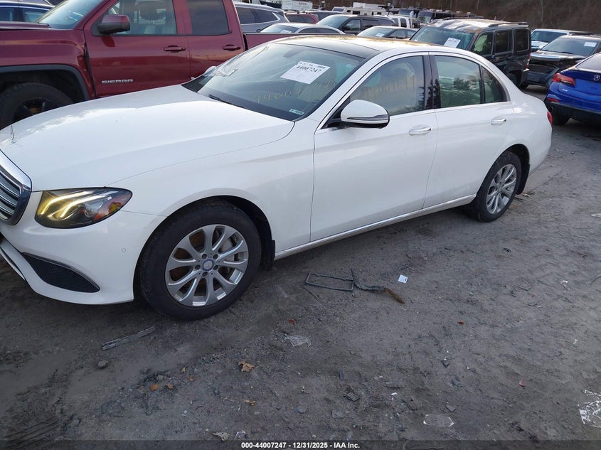 2017 Mercedes-Benz E 300 4Matic