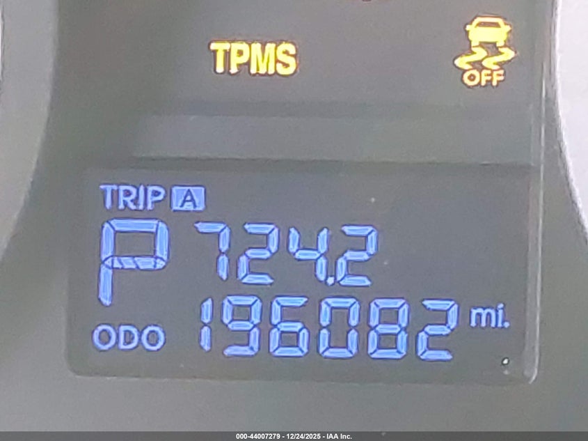 2010 Hyundai Genesis 3.8 Grand Touring #16