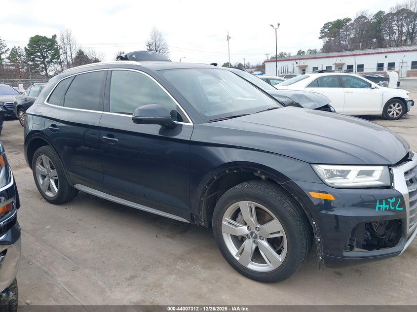 2018 Audi Q5 2.0T Premium/2.0T Tech Premium VIN: WA1BNAFY2J2144792 Lot: 44007312