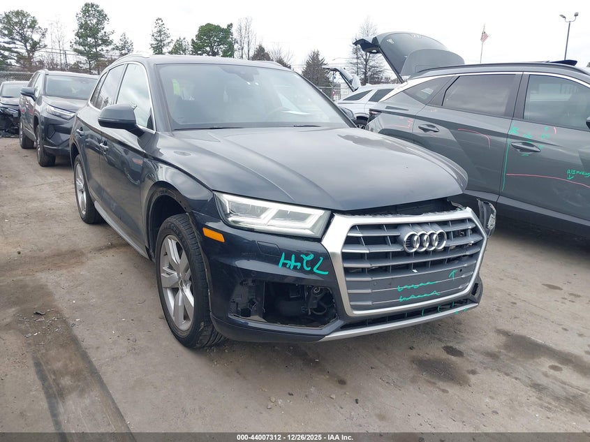 2018 Audi Q5 2.0T Premium/2.0T Tech Premium