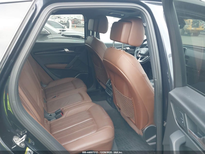 2018 Audi Q5 2.0T Premium/2.0T Tech Premium VIN: WA1BNAFY2J2144792 Lot: 44007312