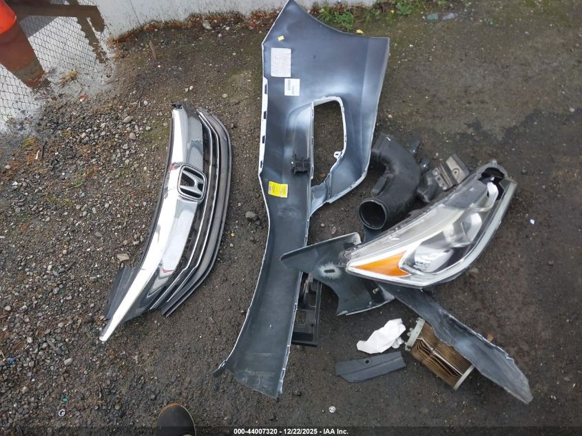 2017 Honda Accord Sport Se VIN: 1HGCR2F11HA206840 Lot: 44007320