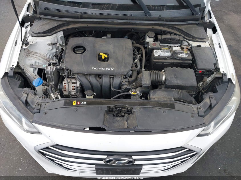 VIN 5NPD74LFXJH374334 2018 HYUNDAI ELANTRA SE
