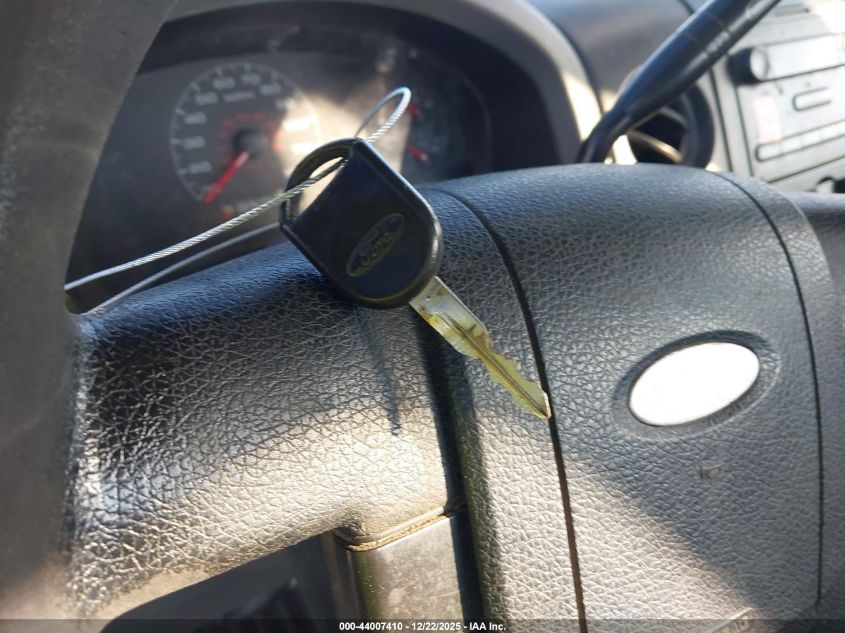 2008 Ford F-150 Stx/Xl/Xlt VIN: 1FTRF12238KC27600 Lot: 44007410