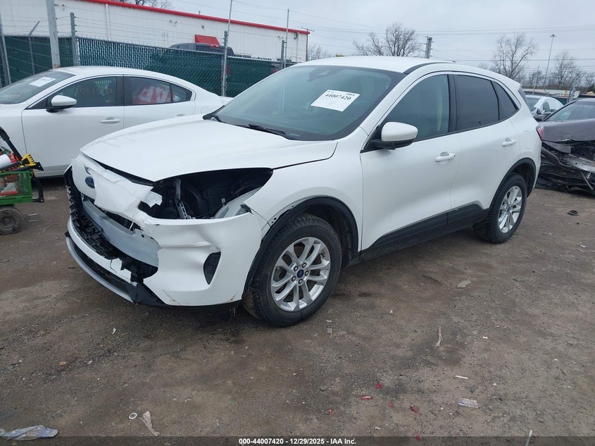 2020 Ford Escape Se