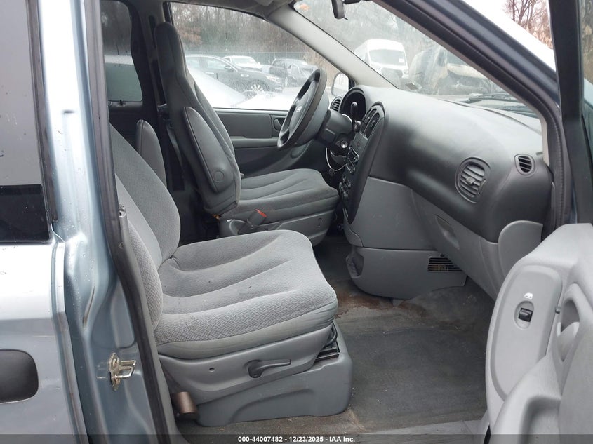 2005 Dodge Grand Caravan Se