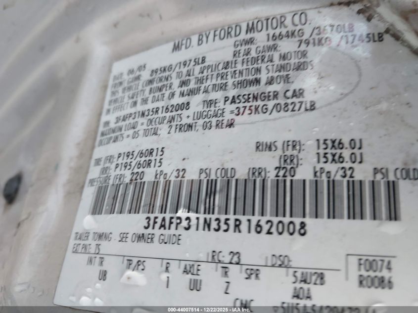 2005 Ford Focus Zx3 VIN: 3FAFP31N35R162008 Lot: 44007514