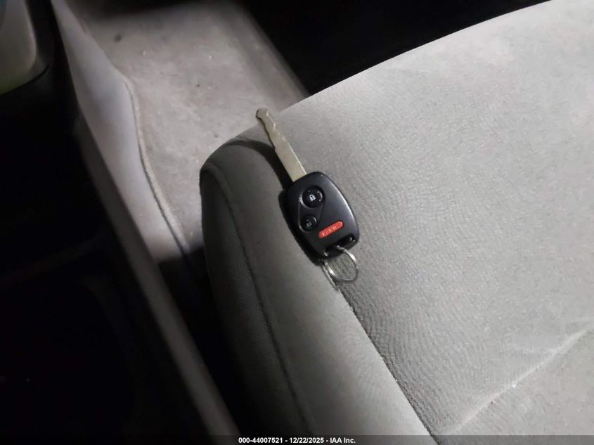 2007 Honda Civic Lx VIN: 1HGFA16507L138695 Lot: 44007521