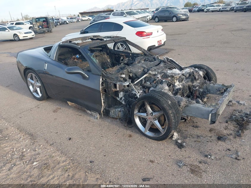 1G1YG2DW8B5106090 2011 Chevrolet Corvette auction photo 1