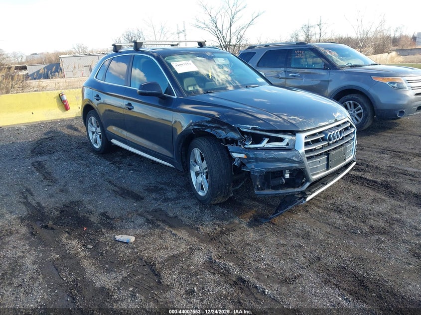 WA1BNAFY0K2018321 2019 Audi Q5 45 Premium auction photo 1