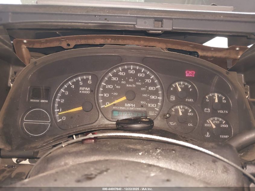 2000 Chevrolet Silverado 1500 Lt VIN: 2GCEC19T2Y1322204 Lot: 44007640