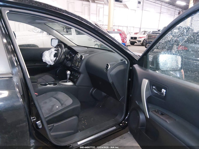 2013 Nissan Rogue Sv