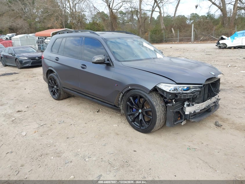 5UXCX6C00M9E79854 2021 BMW X7 M50I auction photo 1