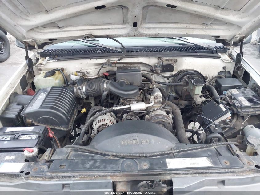 1998 Chevrolet C2500 Fleetside VIN: 1GCGC24R1WE119911 Lot: 44007867