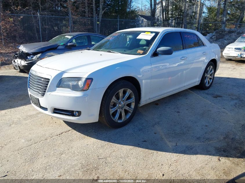 2013 Chrysler 300 300S Glacier VIN: 2C3CCAGG4DH590139 Lot: 44008300