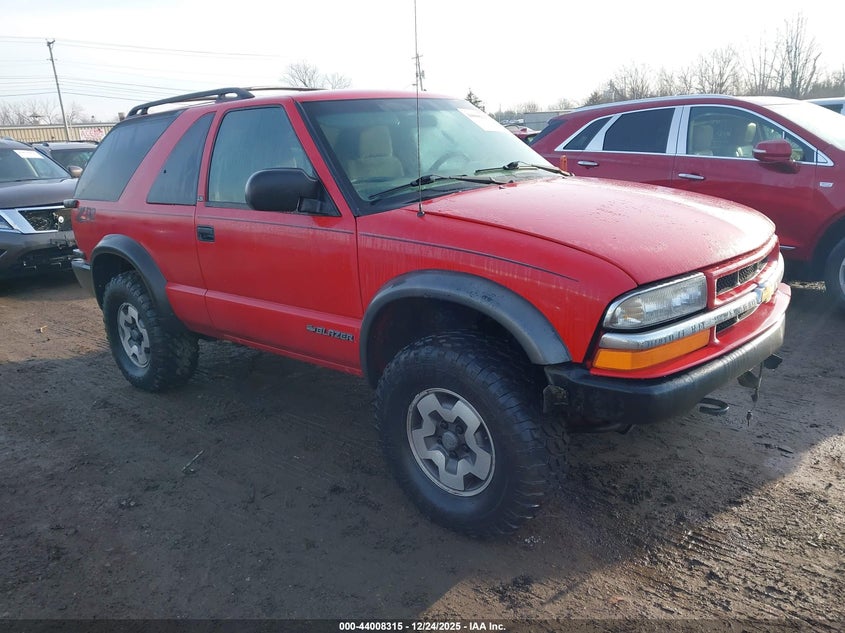 1GNCT18W2YK246462 2000 Chevrolet Blazer Ls auction photo 1