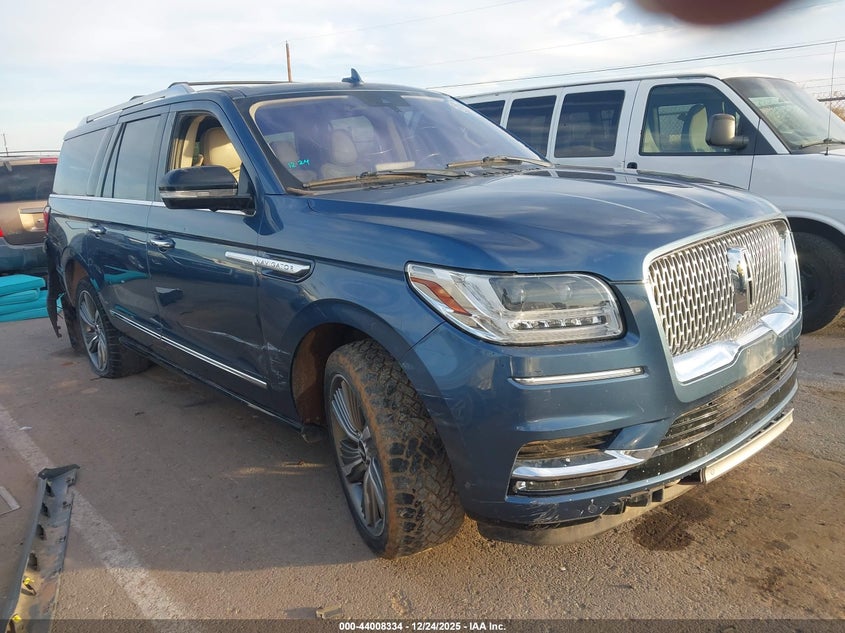 5LMJJ3LT8JEL08619 2018 Lincoln Navigator L Reserve auction photo 1