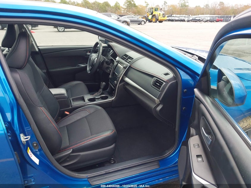 2017 TOYOTA CAMRY auction photo 5