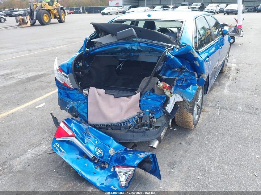 2017 TOYOTA CAMRY auction photo 6