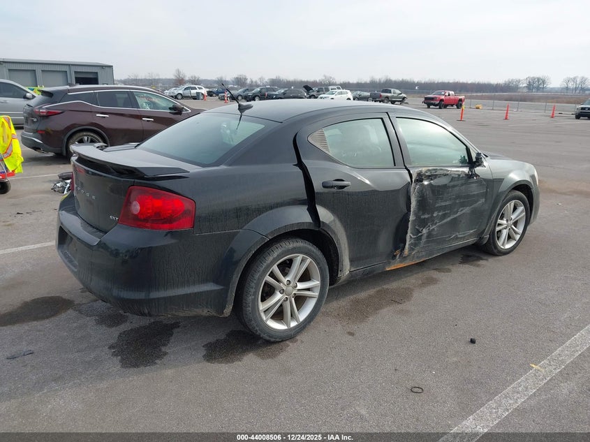 2013 Dodge Avenger Sxt