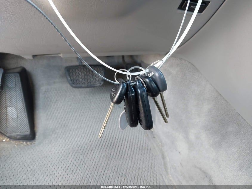 2001 Toyota Avalon Xls VIN: 4T1BF28B91U189679 Lot: 44008541