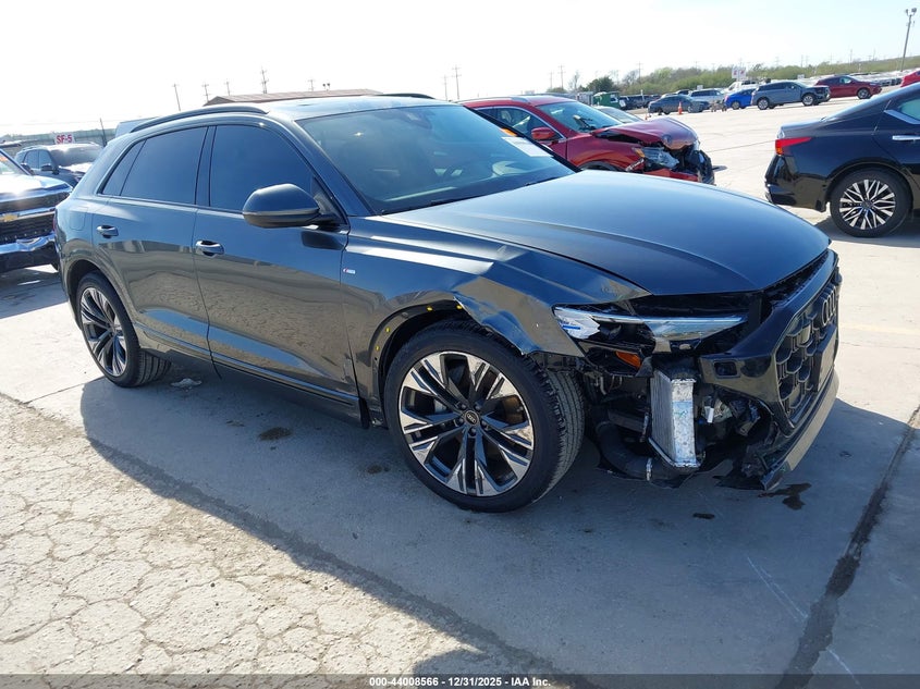 WA1FVBF18SD034491 2025 Audi Q8 Prestige 55 Tfsi Quattro auction photo 1