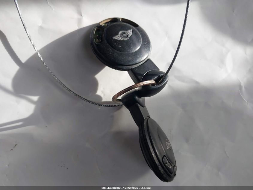 2009 Mini Cooper S VIN: WMWMF73549TW83149 Lot: 44008802